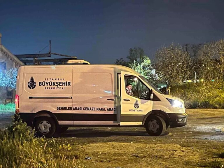 kucukcekmecede-curumus-erkek-cesedi-bulundu-ODXwl31s.jpg