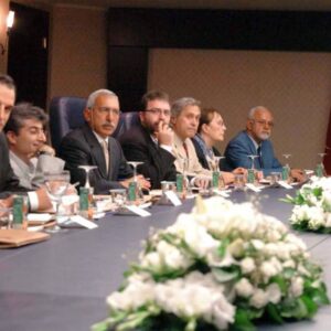 ertugrul ozkok erdogan pkkya silah biraktirma masasina hangi dort yazari ekledi KaIbTdvA