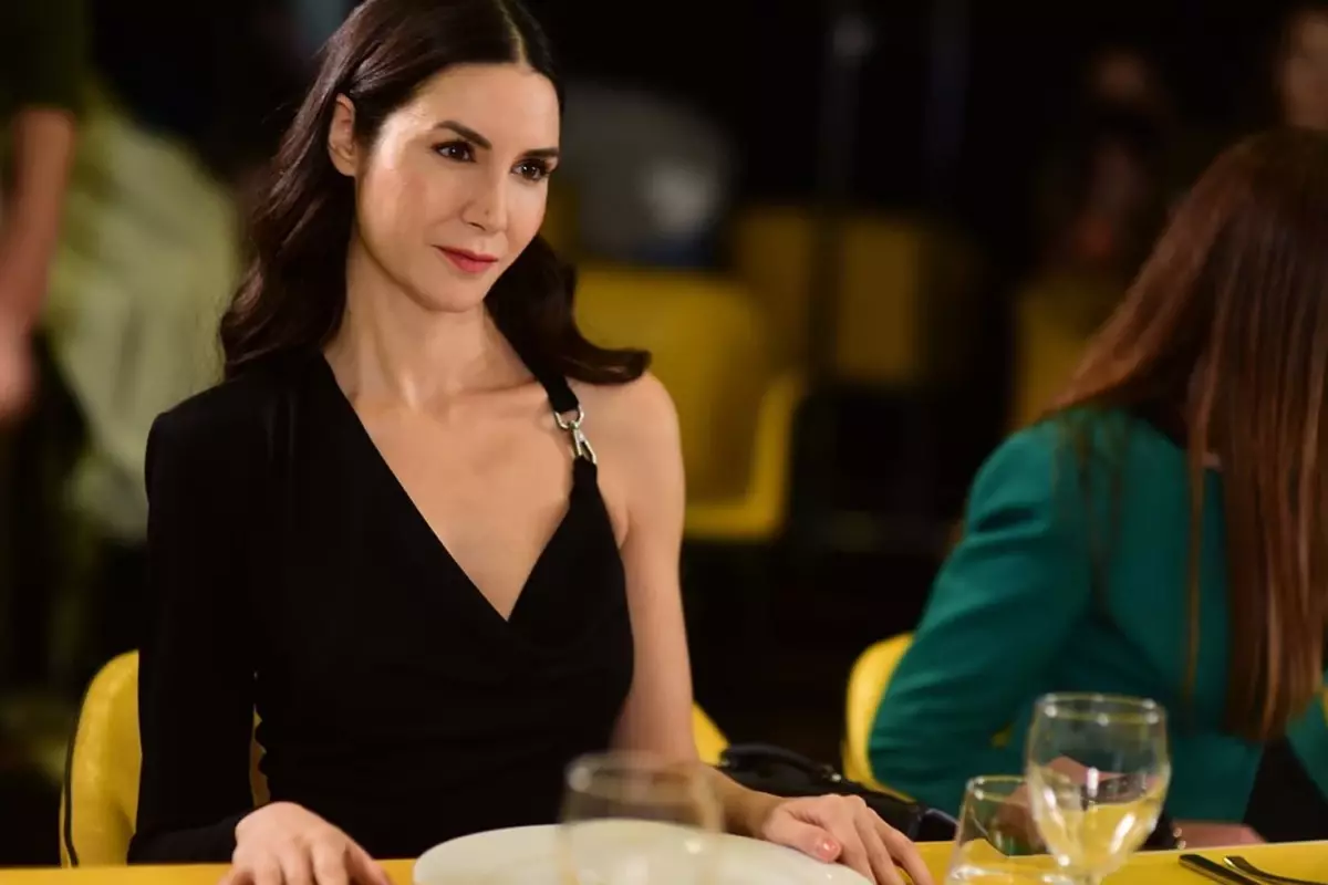 cem yilmazin eski esi ahu yagtu fenalasarak hastaneye kaldirildi OmypFRv6