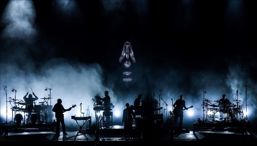 spotifya askeri yatirim tepkisi unlu muzik grubu sarkilarini cekti WRl4EYHG