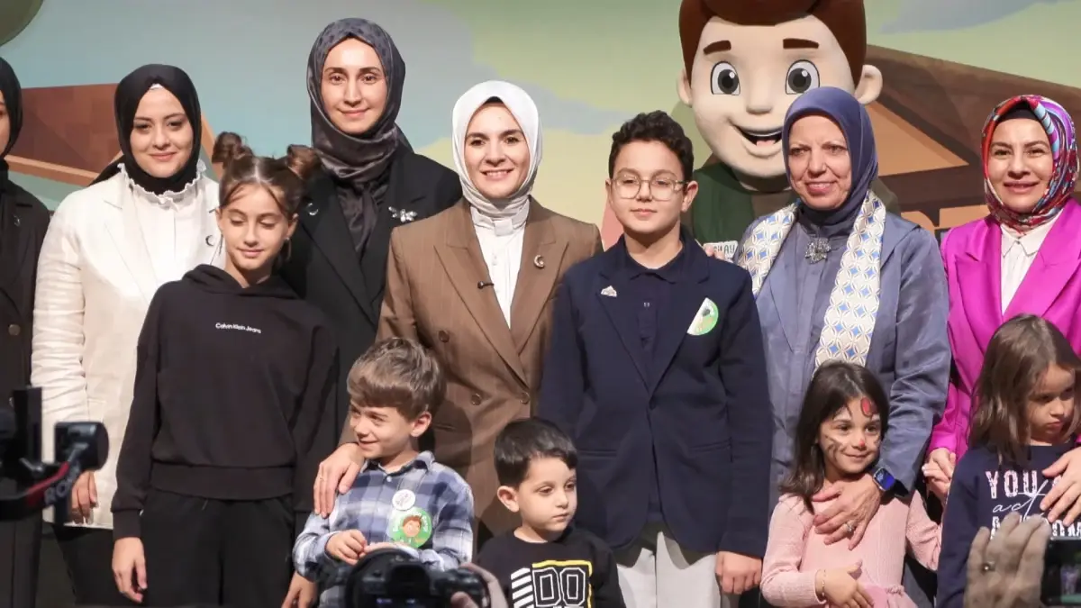 bakan goktas 16 yas alti dijital sosyal medya bagimliligiyla ilgili cocuklarimizi korumaya yonelik adim atmaya kararliyiz mNdefJF2