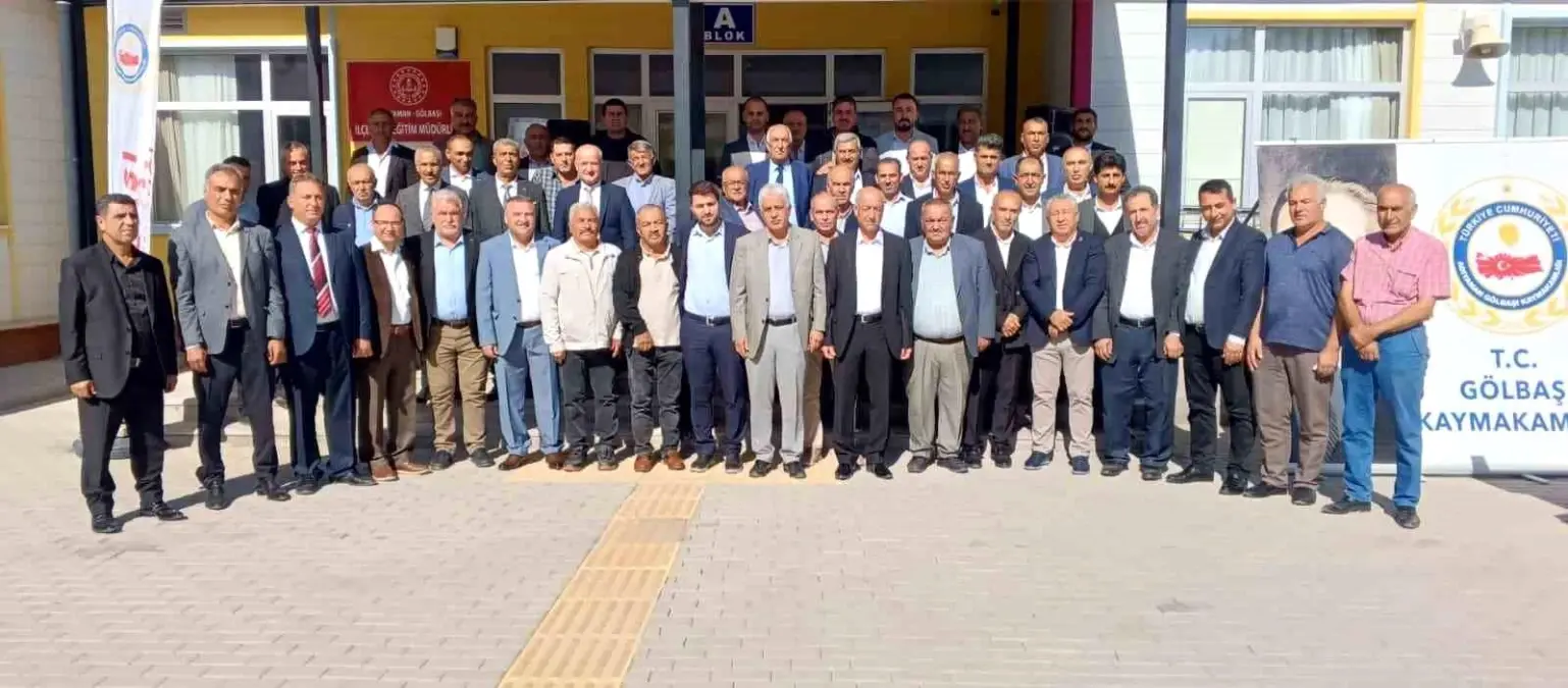 golbasinda muhtarlar gunu kutlandi VOnLxPea.jpg